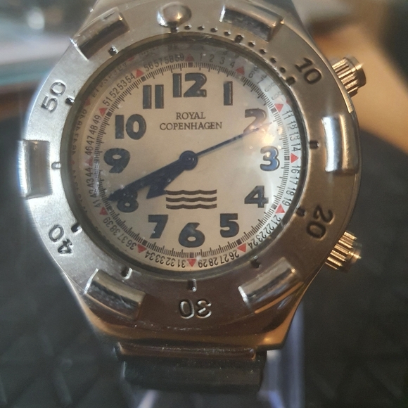 Royal Copenhagen Silver/White Diver Style Men's Watch - Picture 1 of 3